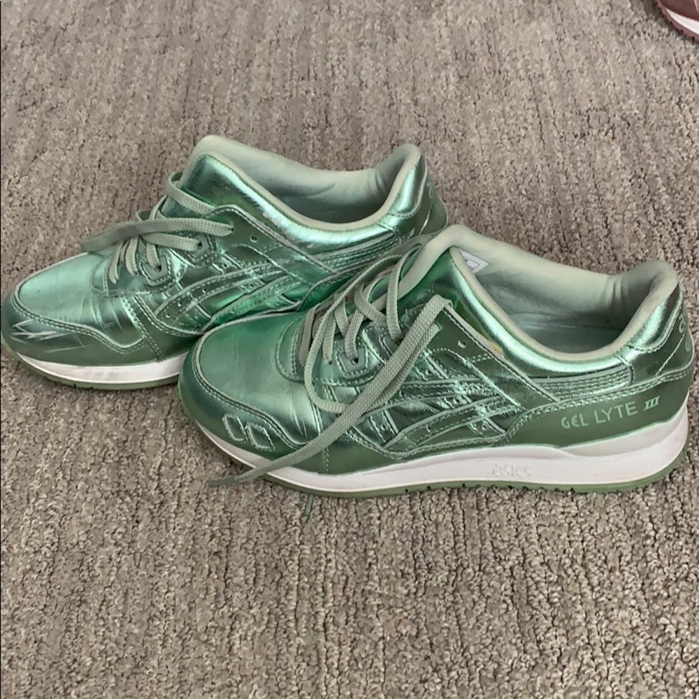 Green ASICS size 7